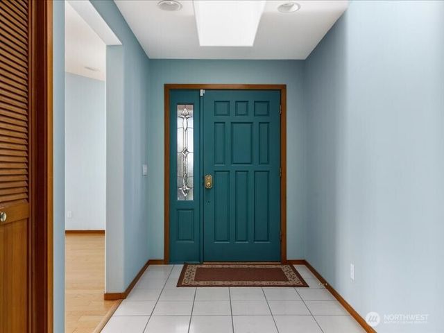 670 El Prado Avenue, Coupeville, WA 98239