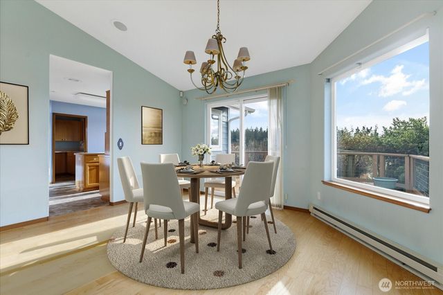 670 El Prado Avenue, Coupeville, WA 98239