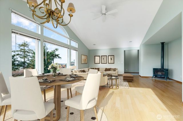 670 El Prado Avenue, Coupeville, WA 98239