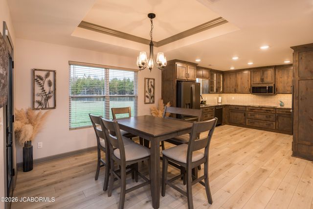 11565 COUNTY ROAD 385, Holts Summit, MO 65043