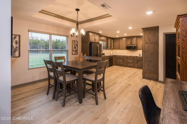 11565 COUNTY ROAD 385, Holts Summit, MO 65043