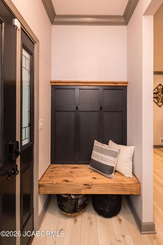 11565 COUNTY ROAD 385, Holts Summit, MO 65043