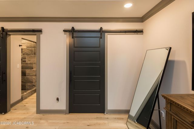 11565 COUNTY ROAD 385, Holts Summit, MO 65043