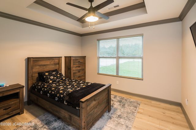 11565 COUNTY ROAD 385, Holts Summit, MO 65043