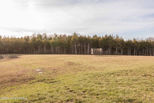 11565 COUNTY ROAD 385, Holts Summit, MO 65043