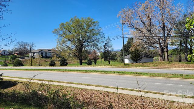 303 Old Nc 18 Highway, Morganton, NC 28655