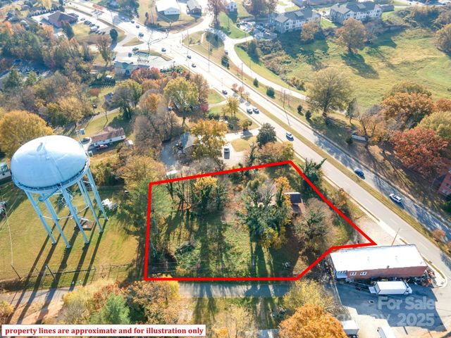 303 Old Nc 18 Highway, Morganton, NC 28655