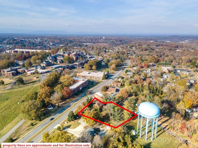 303 Old Nc 18 Highway, Morganton, NC 28655