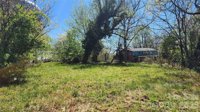 303 Old Nc 18 Highway, Morganton, NC 28655