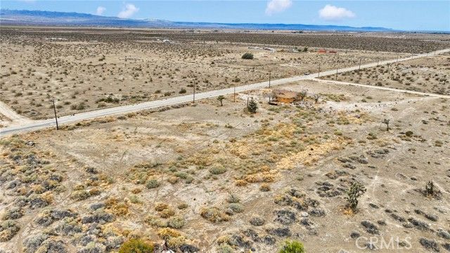 18227 E Avenue Q, Palmdale, CA 93591