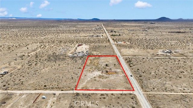 18227 E Avenue Q, Palmdale, CA 93591