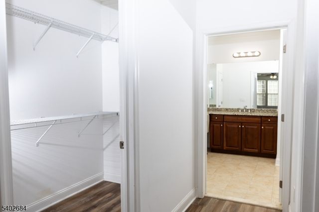 7113 Polk Dr, Rockaway Twp., NJ 07885