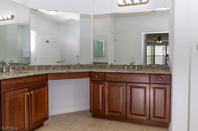 7113 Polk Dr, Rockaway Twp., NJ 07885