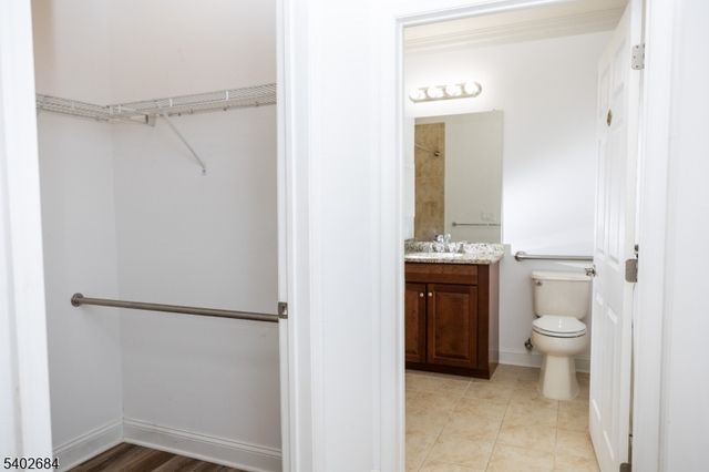 7113 Polk Dr, Rockaway Twp., NJ 07885