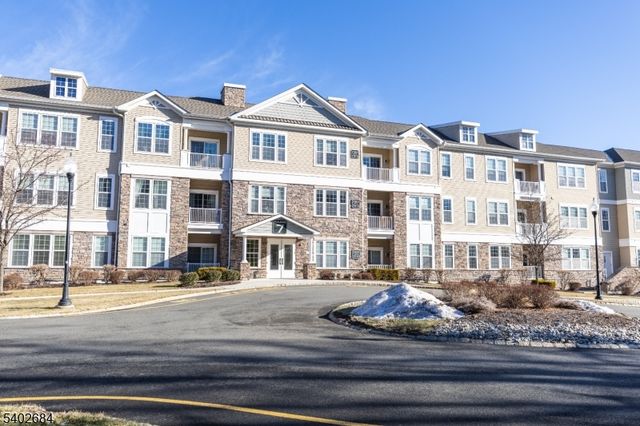 7113 Polk Dr, Rockaway Twp., NJ 07885