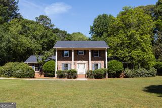 100 Robin Road, Athens, GA 30605