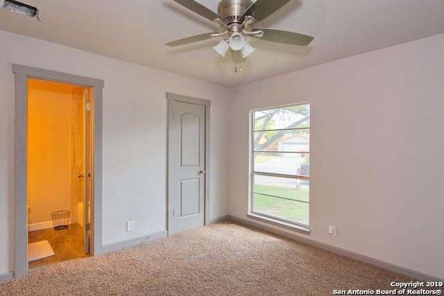 7274 Montgomery Dr, San Antonio, TX 78239