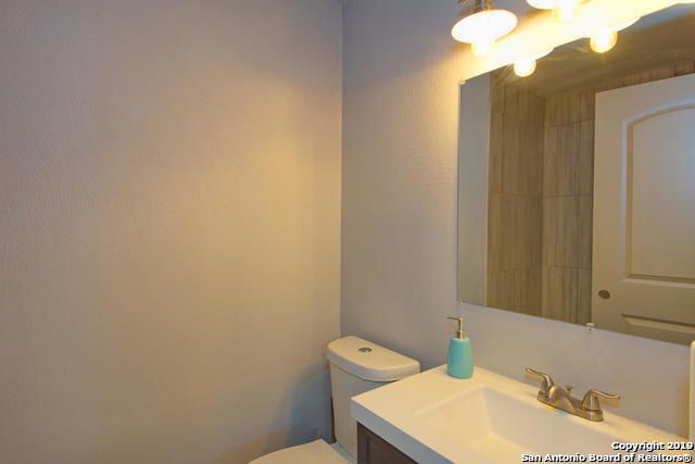 7274 Montgomery Dr, San Antonio, TX 78239