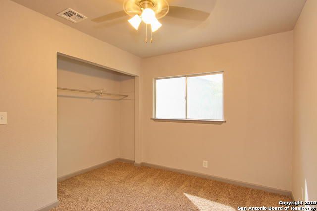 7274 Montgomery Dr, San Antonio, TX 78239