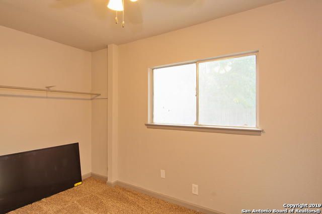 7274 Montgomery Dr, San Antonio, TX 78239