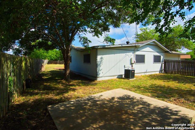 7274 Montgomery Dr, San Antonio, TX 78239