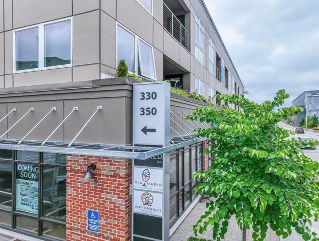 350 Pleasant St 242, Watertown, MA 02472