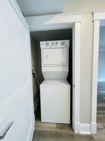 350 Pleasant St 242, Watertown, MA 02472