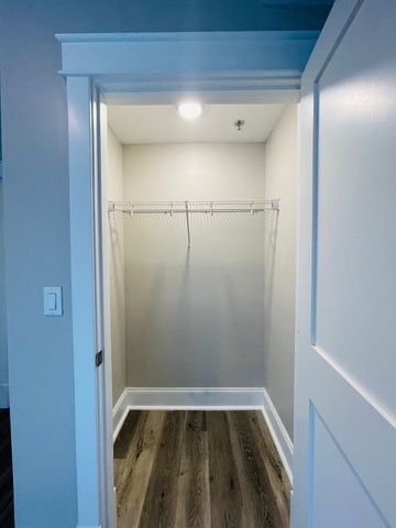 350 Pleasant St 242, Watertown, MA 02472