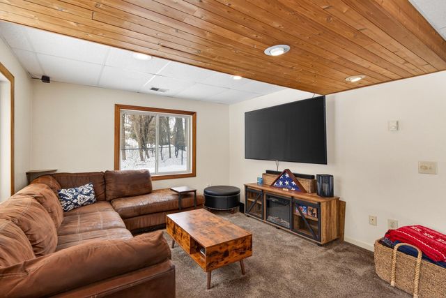 17931 Vanadium Street NW, Anoka, MN 55303