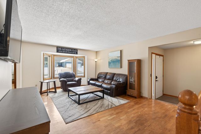 17931 Vanadium Street NW, Anoka, MN 55303