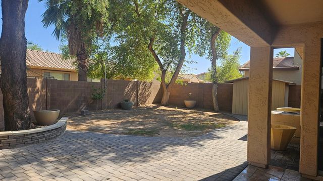 2224 W Harwell Road, Phoenix, AZ 85041