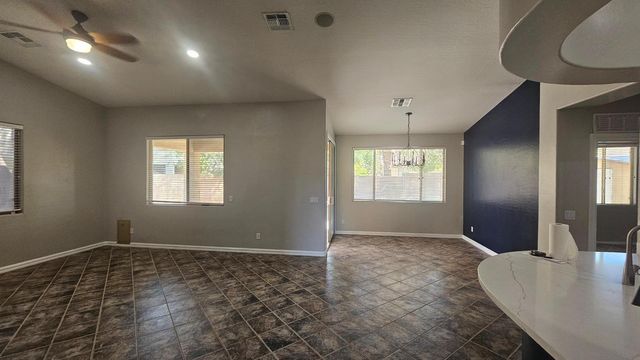 2224 W Harwell Road, Phoenix, AZ 85041