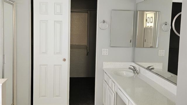 2224 W Harwell Road, Phoenix, AZ 85041