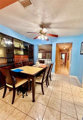 4450 SW 2nd St, Miami, FL 33134