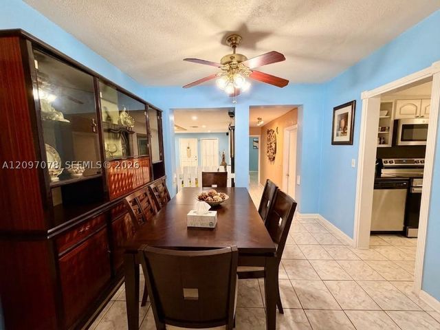 4450 SW 2nd St, Miami, FL 33134