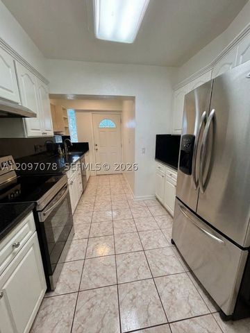 4450 SW 2nd St, Miami, FL 33134