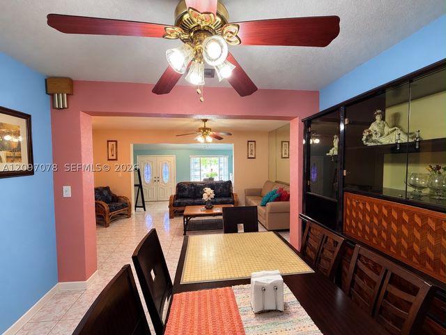 4450 SW 2nd St, Miami, FL 33134
