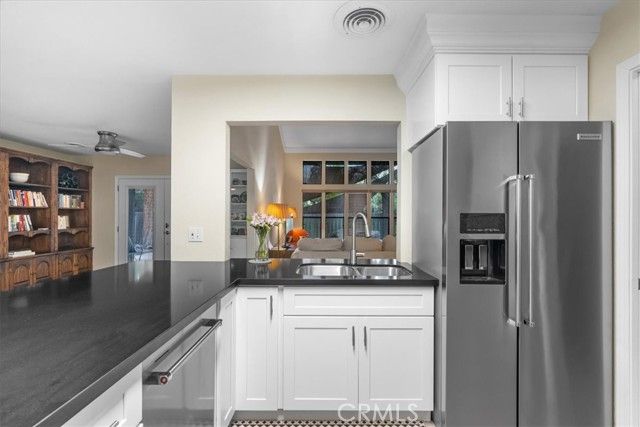 12025 Davis Cup, Bakersfield, CA 93306