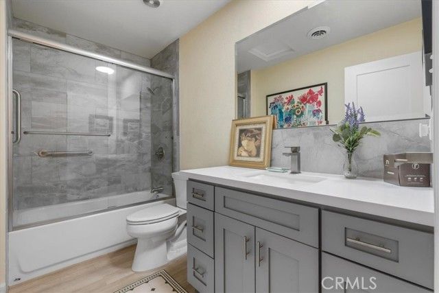 12025 Davis Cup, Bakersfield, CA 93306