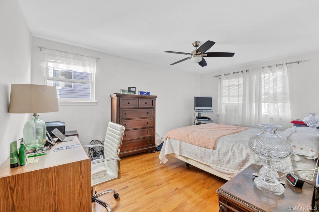 2839 Zulette Avenue, Bronx, NY 10461 — photo 3