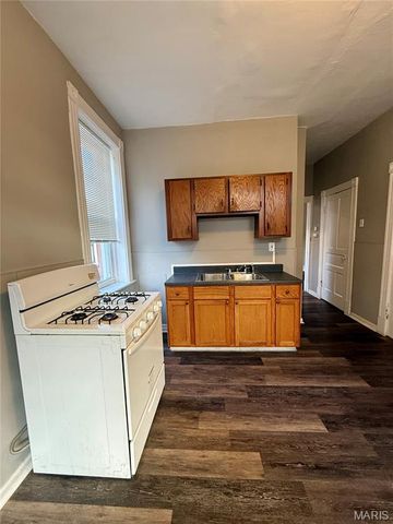 4127 Virginia Avenue, St Louis, MO 63118