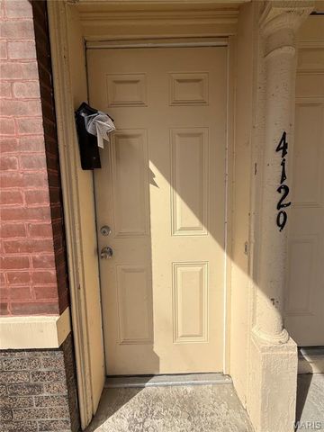 4127 Virginia Avenue, St Louis, MO 63118