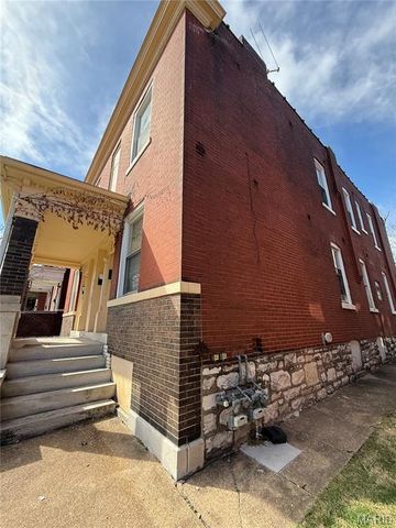 4127 Virginia Avenue, St Louis, MO 63118