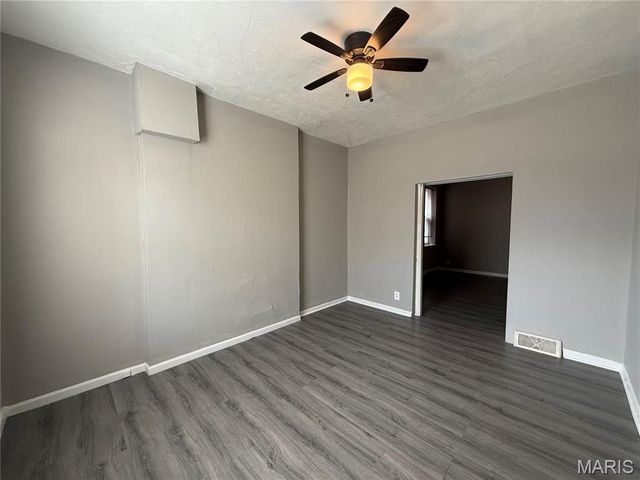 4127 Virginia Avenue, St Louis, MO 63118