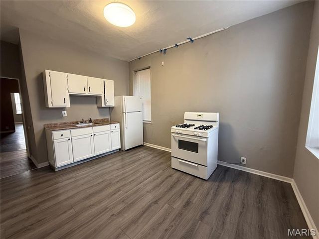 4127 Virginia Avenue, St Louis, MO 63118