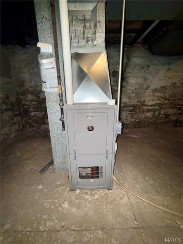 4127 Virginia Avenue, St Louis, MO 63118