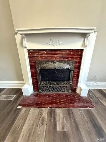 4127 Virginia Avenue, St Louis, MO 63118