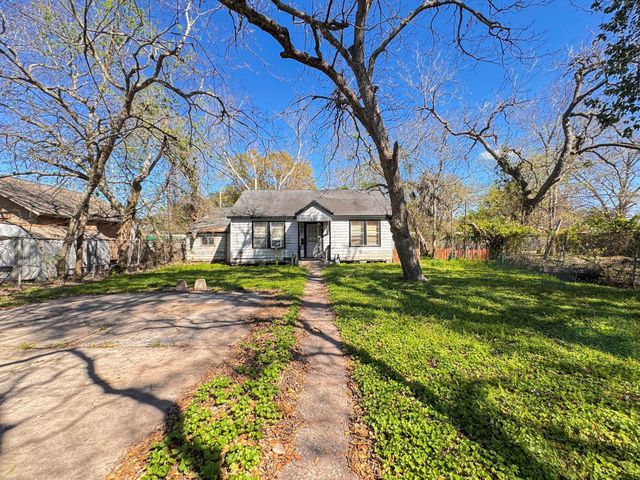 807 7th Street, Rosenberg, TX 77471