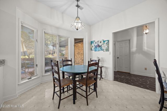 622 Redwood Drive, Southern Pines, NC 28387