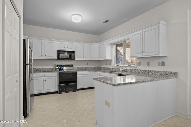 622 Redwood Drive, Southern Pines, NC 28387